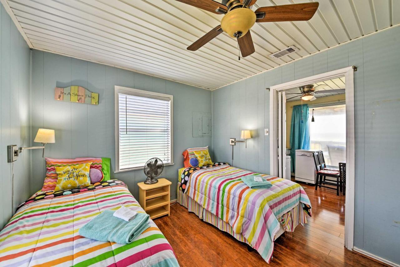 Galveston Beach House With Private Deck And Gulf Views Экстерьер фото